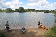 Auf der rechten Flussseite bei Dieren (km 912) finden wir eine schöne Pausenstelle - leider ohne Café