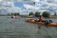 Stömung und Wind sind mit uns. An den Buhnen bilden sich häufig Strudel.