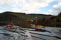 Herbstliche Saar kurz unterhalb von Saarburg.